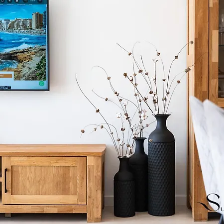 Luxury Escape With Pools, Gym & Sauna Fuengirola