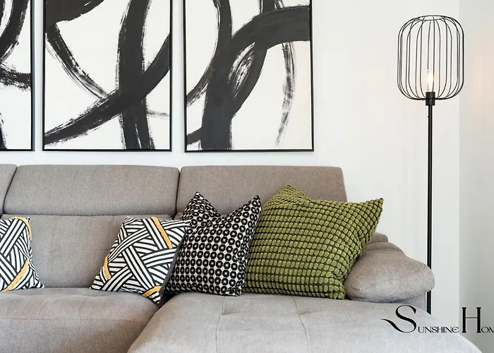 Daire Luxury Escape With Pools, Gym & Sauna *