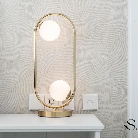 Luxury Escape With Pools, Gym & Sauna アパート *