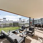 アパート Luxury Escape With Pools, Gym & Sauna *